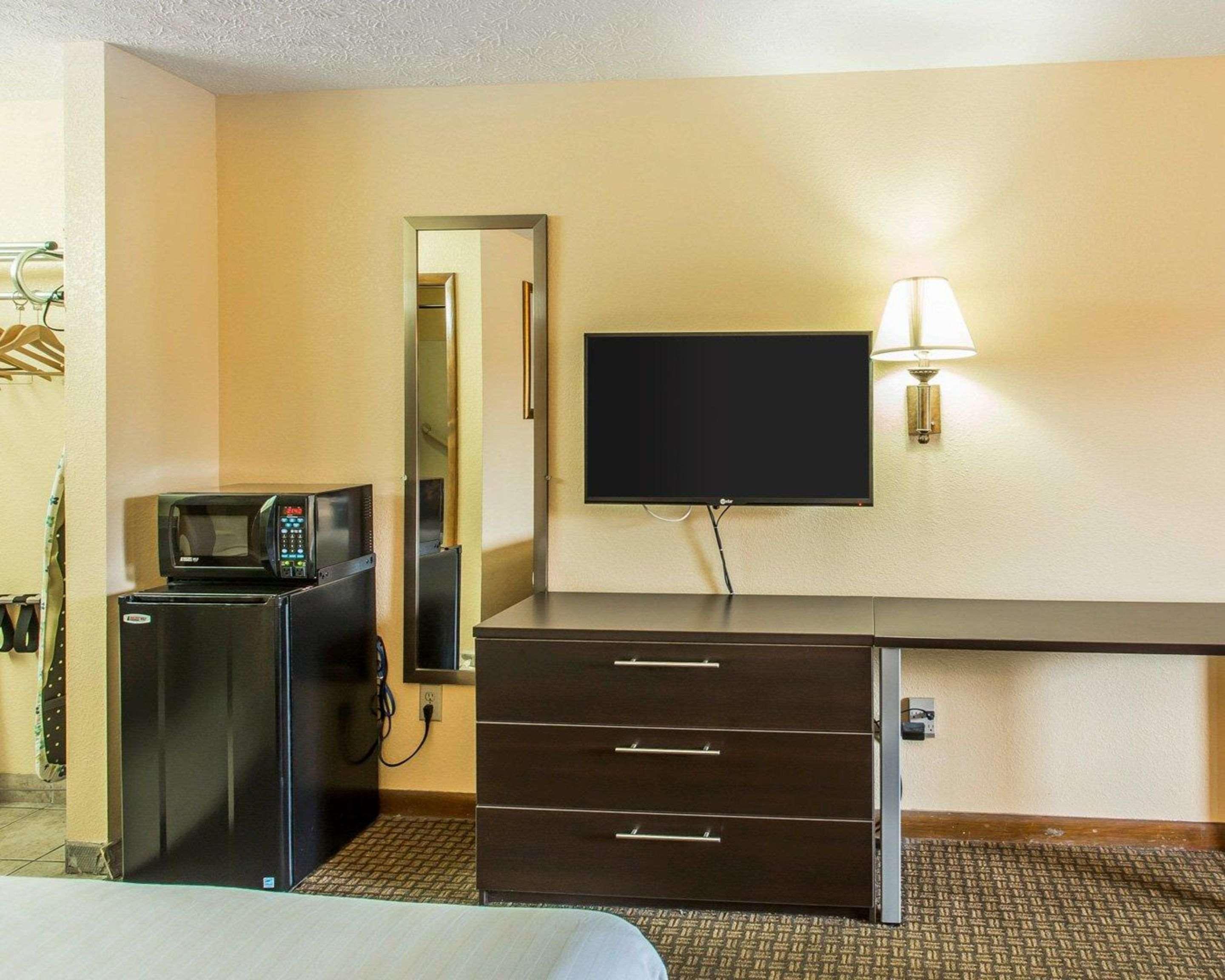 Econo Lodge Nashville North - Opryland Ngoại thất bức ảnh