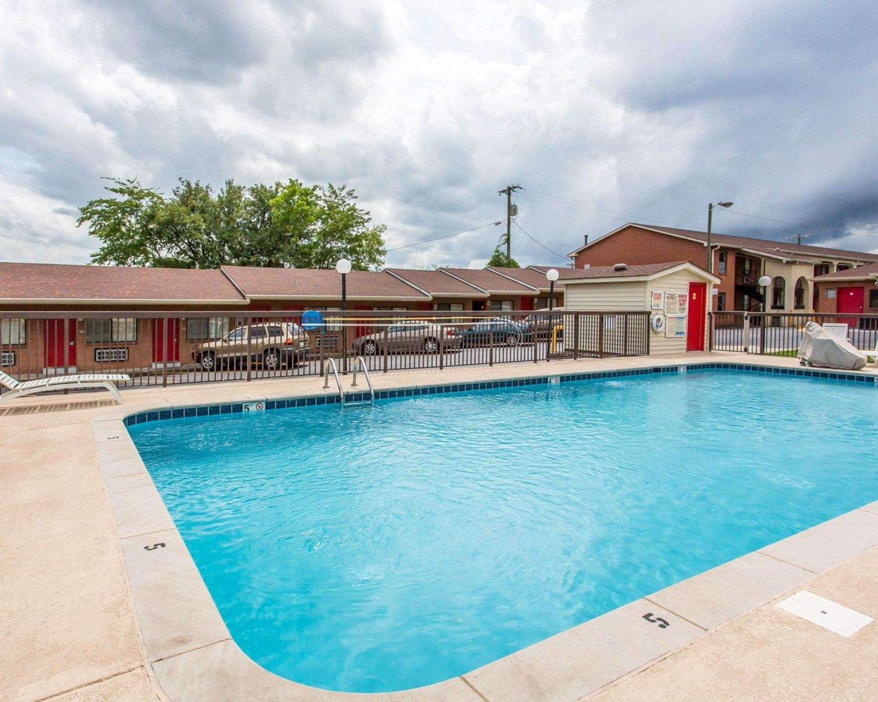 Econo Lodge Nashville North - Opryland Ngoại thất bức ảnh