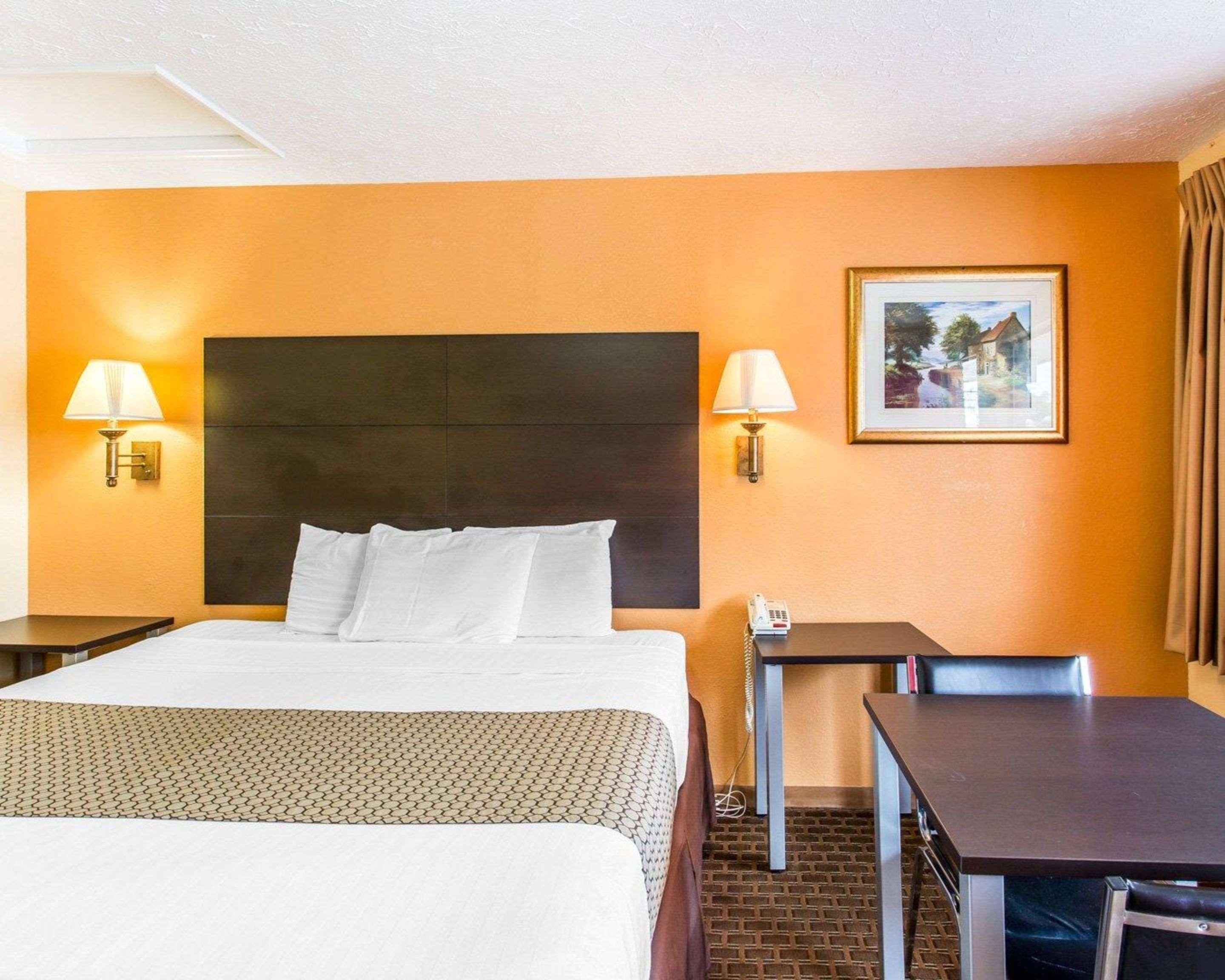 Econo Lodge Nashville North - Opryland Ngoại thất bức ảnh