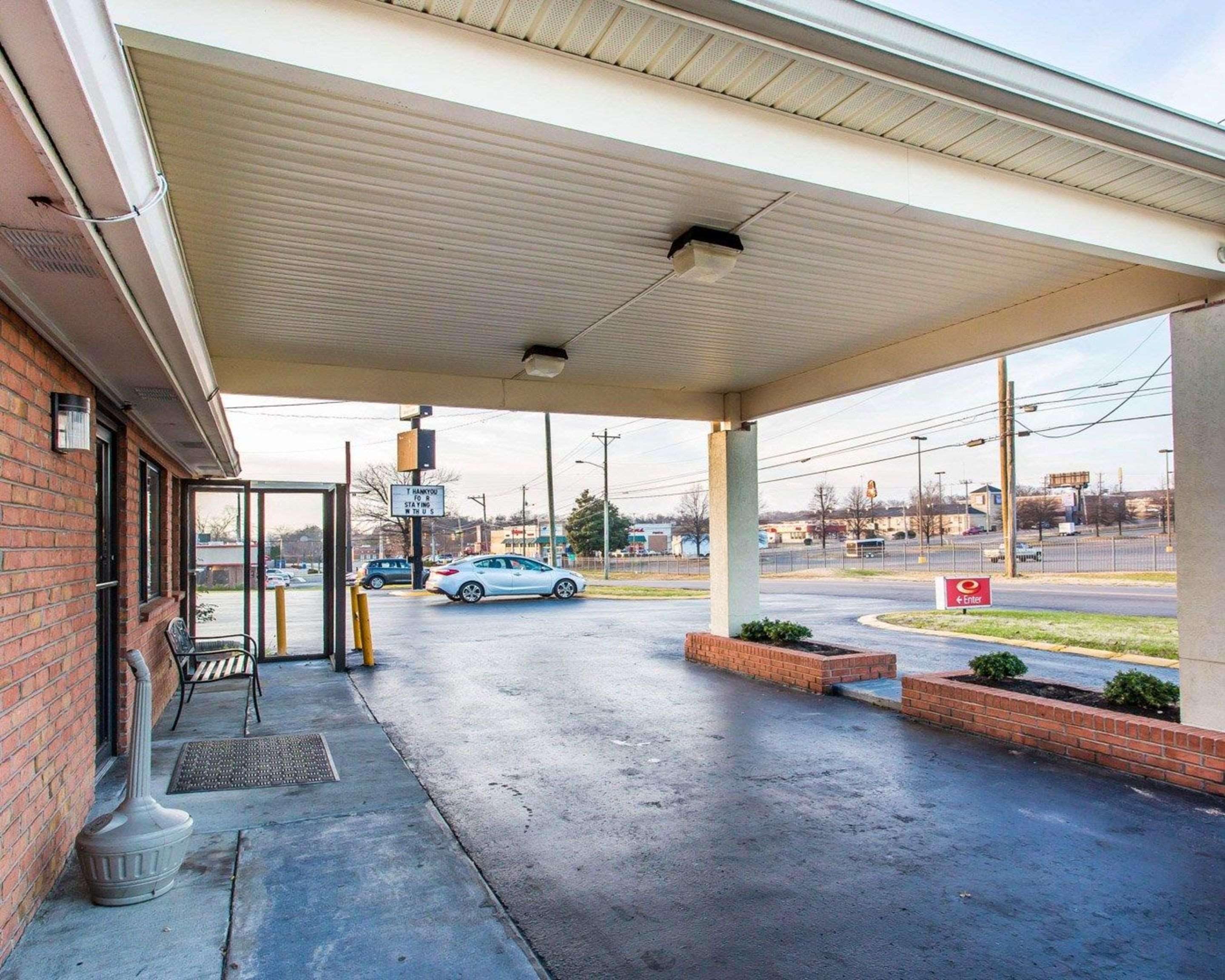Econo Lodge Nashville North - Opryland Ngoại thất bức ảnh