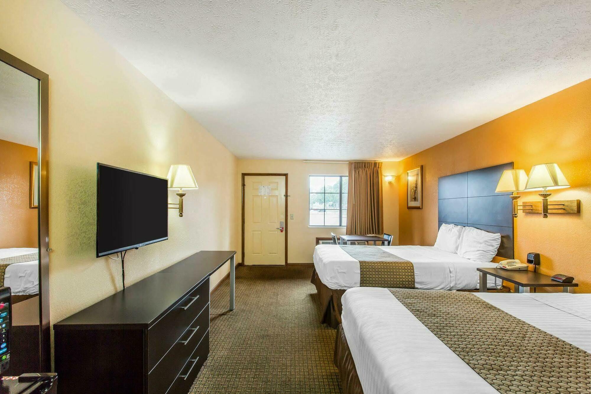 Econo Lodge Nashville North - Opryland Ngoại thất bức ảnh